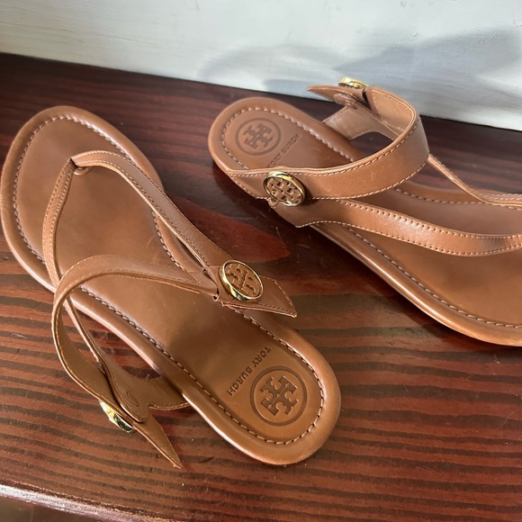 Tory Burch Tan Leather Sandals - Picture 4 of 6
